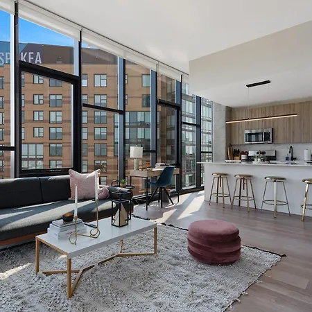 Avenir West Loop Penthouses With Iconic Views