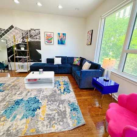 French Design Luxurious Downtown 3br Sleeps 8 Guests Apartment Chicago