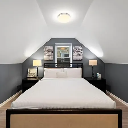 Holiday home New 2br W 3 Beds And Highspeed Internet