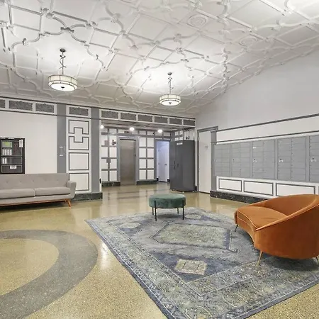 Sleek & Spacious 3br - Hyde Park 1004 Apartment *