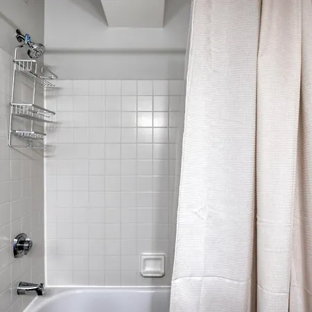 Streeterville 2br W Gym Pool Ohio St Chi-909 * Chicago
