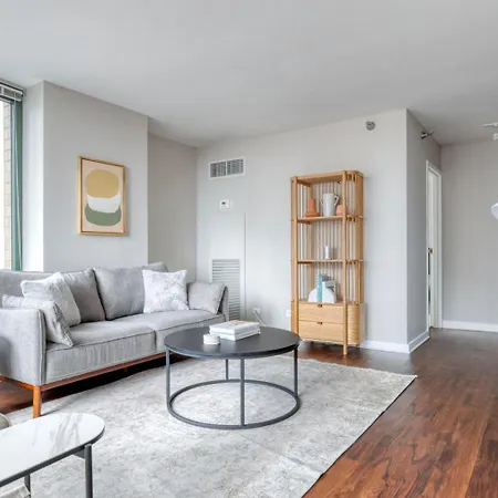 Streeterville 2br W Gym Pool Ohio St Chi-909 Apartment