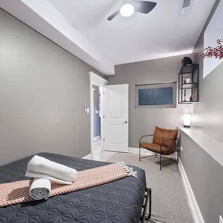 Wrigleyville Apartment