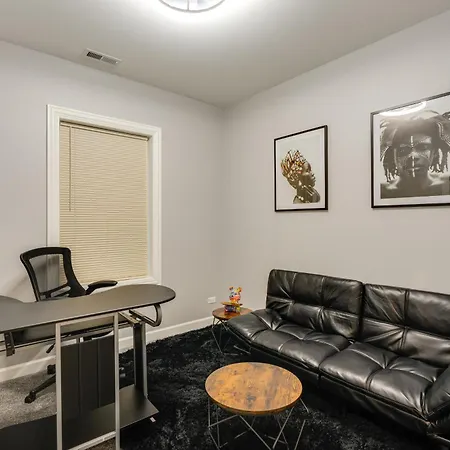 Apartment 5 Mi To Dtwn Newly Built *