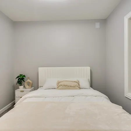 5 Mi To Dtwn Newly Built Apartment Chicago