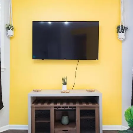 Apartment Cute 2 Bedrooms - 12 Min From Downtown Chicagi Chicago