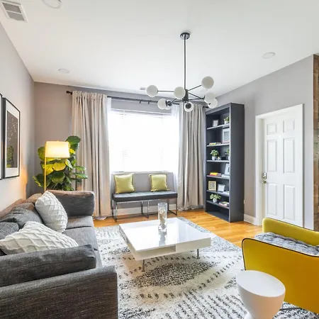Kenwood Apartments, Downtown Hyde Park Homestay Chicago