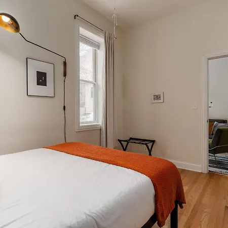 East Village 2br Modern H1 Apartment *