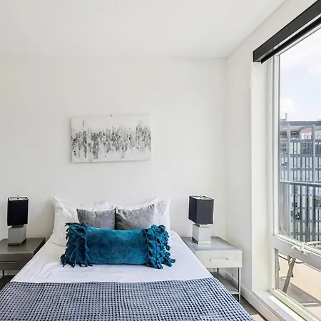 3br Luxury Modern Chicago