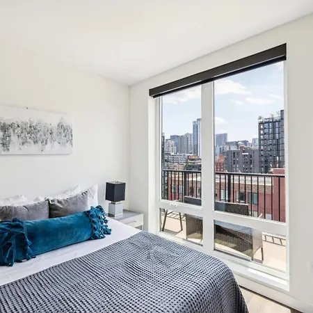 3br Luxury Modern Apartment