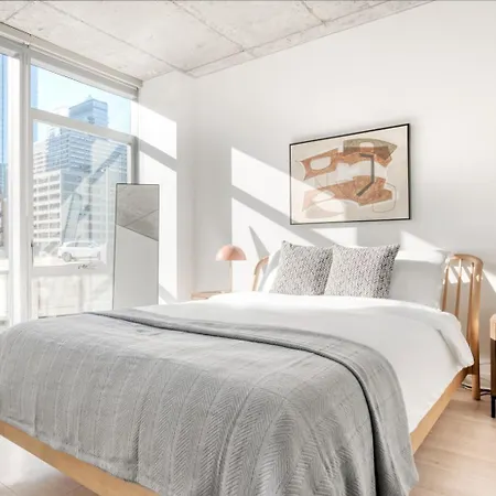 Apartment River North 1br W Gym Pool Roof Nr Riverwalk Chi-816 Chicago