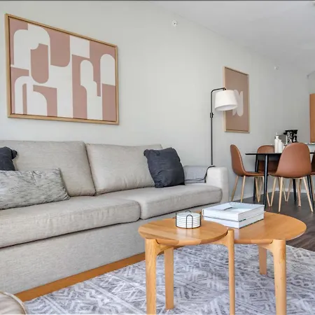 Streeterville 1br W Indoor Pool Nr Navy Pier Chi-996