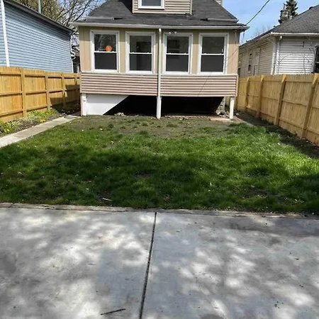 Holiday home Beautiful 4 Bedroom 2 Bath Home, Peaceful,relaxing Chicago