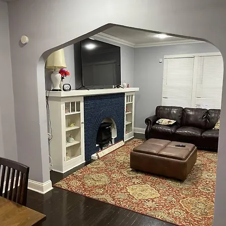 Beautiful 4 Bedroom 2 Bath Home, Peaceful,relaxing