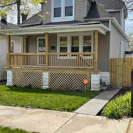 Beautiful 4 Bedroom 2 Bath Home, Peaceful,relaxing Holiday home