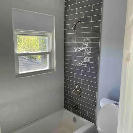 Holiday home Beautiful 4 Bedroom 2 Bath Home, Peaceful,relaxing