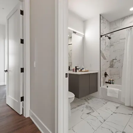 Avra Stylish Prime West Loop Location Near Union Park Apartment *