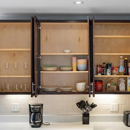 Apartment Stylish 2br Urban Retreat In River West