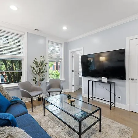 Apartment Stylish 2br Urban Retreat In River West Chicago