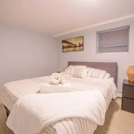 Apartment Midway Airport 2 Bedroom With Full Kitchen
