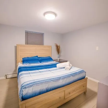 Apartment Midway Airport 2 Bedroom With Full Kitchen *