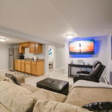 Apartment Midway Airport 2 Bedroom With Full Kitchen