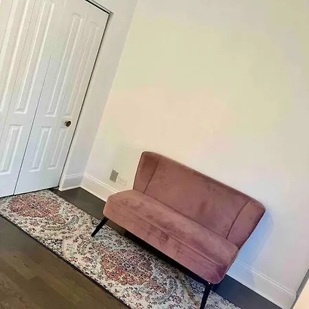 Lakefront Rooftop Parking Villa *