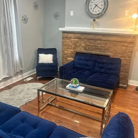 Historic -style Bungalow Holiday home Chicago