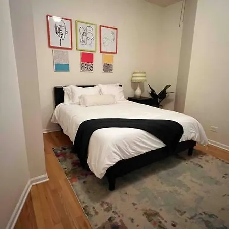 7bd 3ba Building Near Uc, Train, Free Parking *