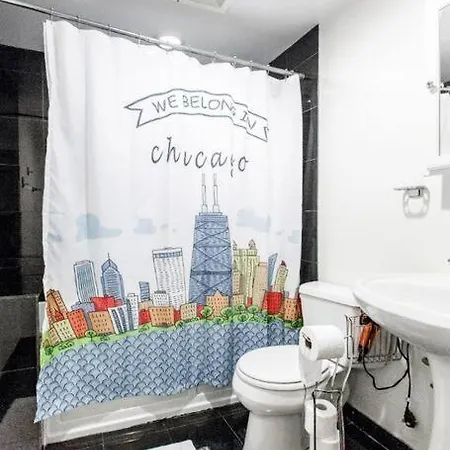 Spacious & Stylish At The Heart Of Wicker Park * Chicago