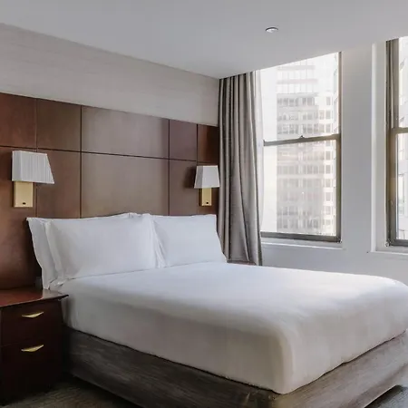Club Quarters Wacker At Michigan, 4*