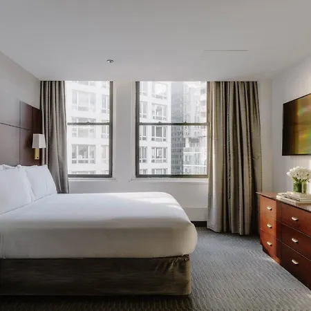 Club Quarters Wacker At Michigan, Hotel Chicago