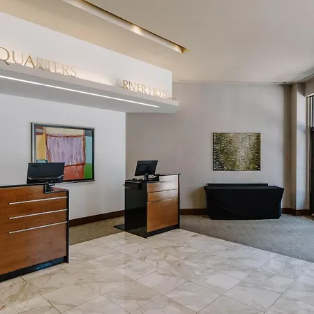 Club Quarters Wacker At Michigan,