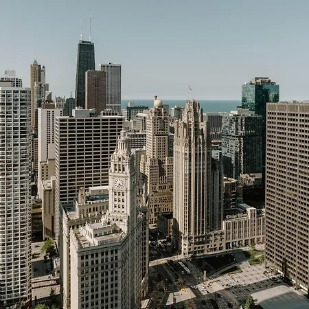 Club Quarters Wacker At Michigan, Hotel Chicago