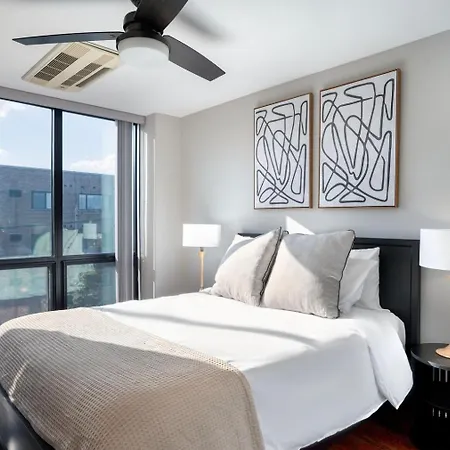 Edgewater 2br W Wd Nr Dining Shops Chi-926 Chicago