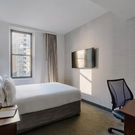 Hotel Club Quarters Wacker At Michigan, 4*