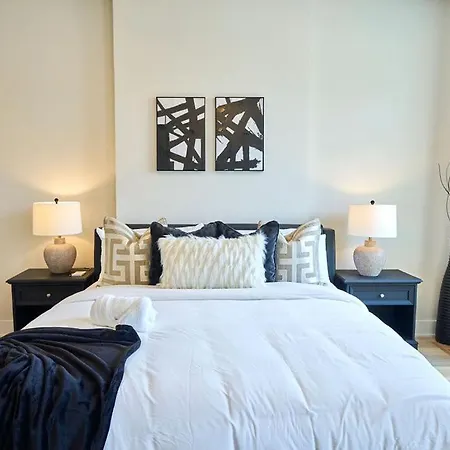 Holiday home The Urban Manor By Luxuri365 Chicago