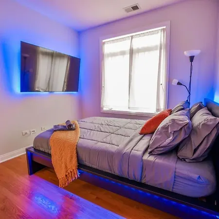 Designer Dreams: A Luxurious Escape W 1 Car Garage *