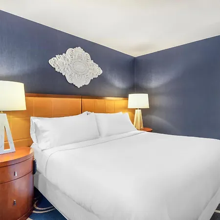 Omni Chicago