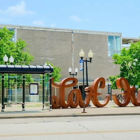 Northside Famlynest Lincoln Sq 4br 2ba 2p Rare Find Chicago