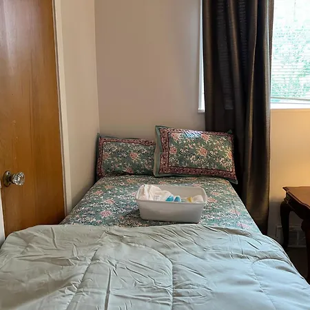 Homestay Olive House Chicago