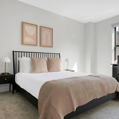 Gold Coast 1br W Gym Roof Nr Mag Mile Chi-623 *