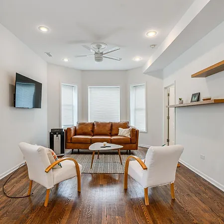 4 Mi To Michigan! Apartment Chicago