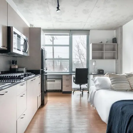 Lincoln Park W Wd Lounge Nr L Chi-607 Chicago