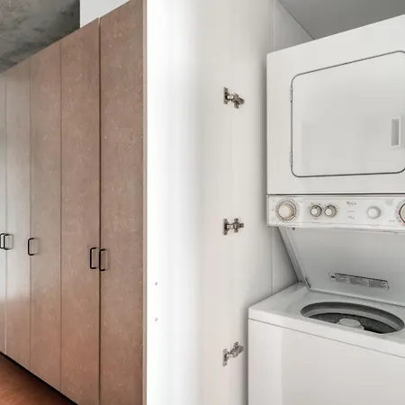 Lincoln Park W Wd Lounge Nr L Chi-607 Apartment