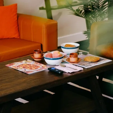 Modern Condo • Safe Chicago Stay Near O'Hare *