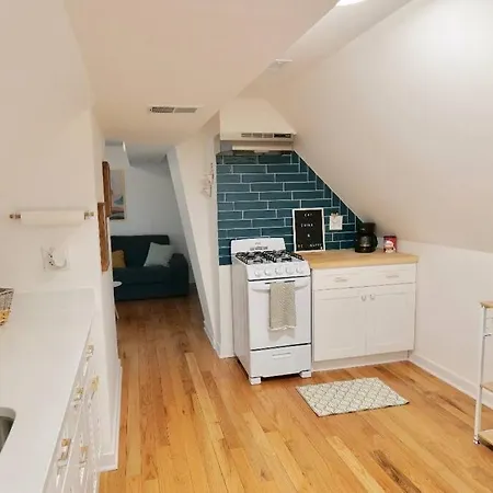 Apartment Boho Bliss - 1br, 1bath W/patio! Chicago