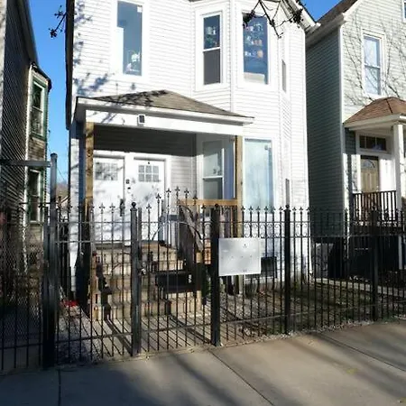 Boho Bliss - 1br, 1bath W/patio! Chicago