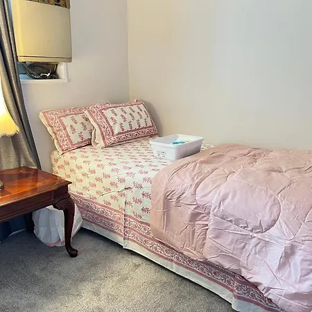 Guest house Olive House Chicago