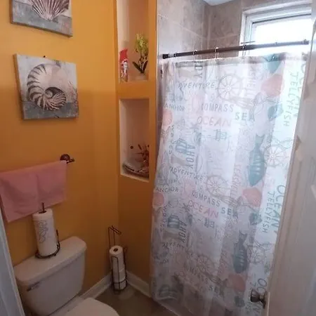 Apartment Tones' Comfort Near U Of Chgo 20min Dtwn Chgo *